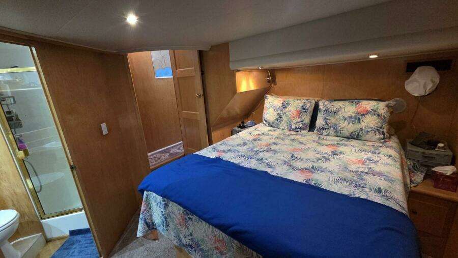 Toes in the Water 53ft Navigator Yacht For Sale