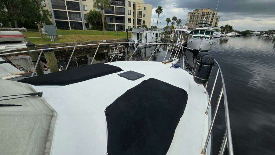 Toes in the Water 53ft Navigator Yacht For Sale