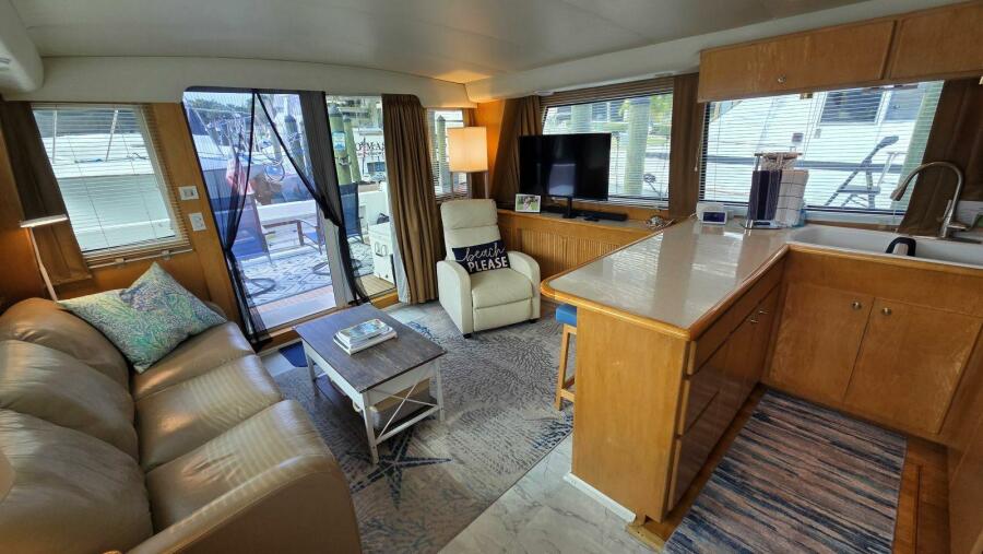 53' 1998 Navigator 5300