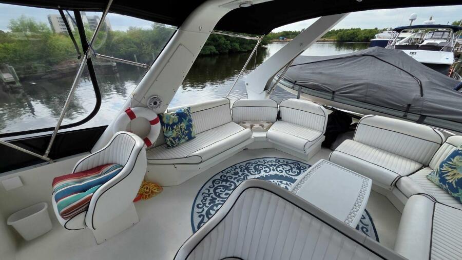 53' 1998 Navigator 5300