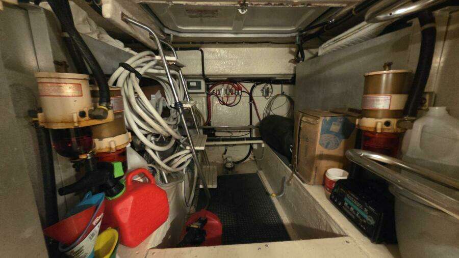 Toes in the Water 53ft Navigator Yacht For Sale