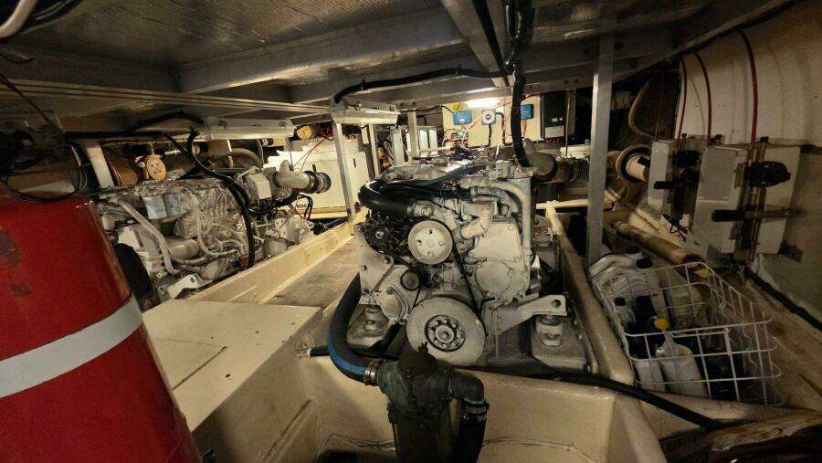 Toes in the Water 53ft Navigator Yacht For Sale