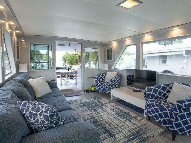 MasterPlan 58ft Hatteras Yacht For Sale