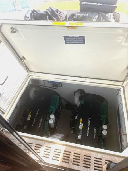 45' 2017 Beneteau Monte Carlo 4