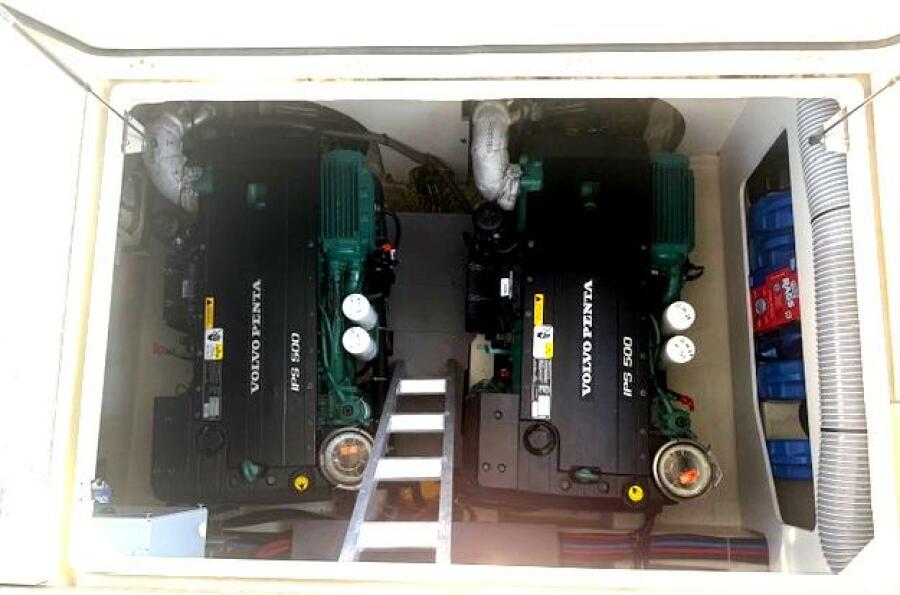 45' 2017 Beneteau Monte Carlo 4