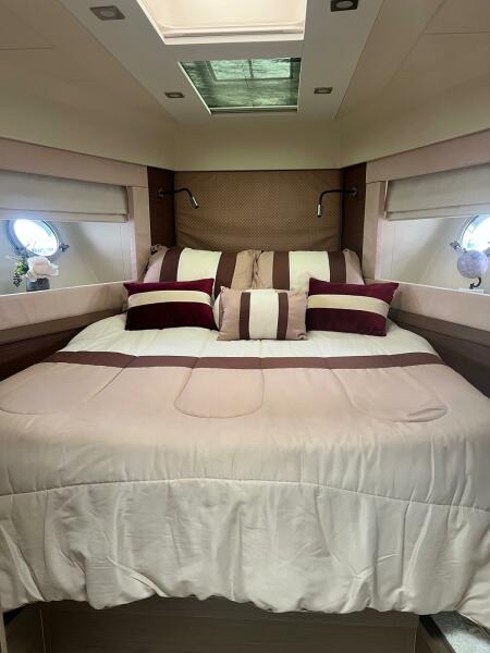 45' 2017 Beneteau Monte Carlo 4