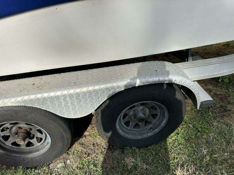 24ft NauticStar Yacht For Sale