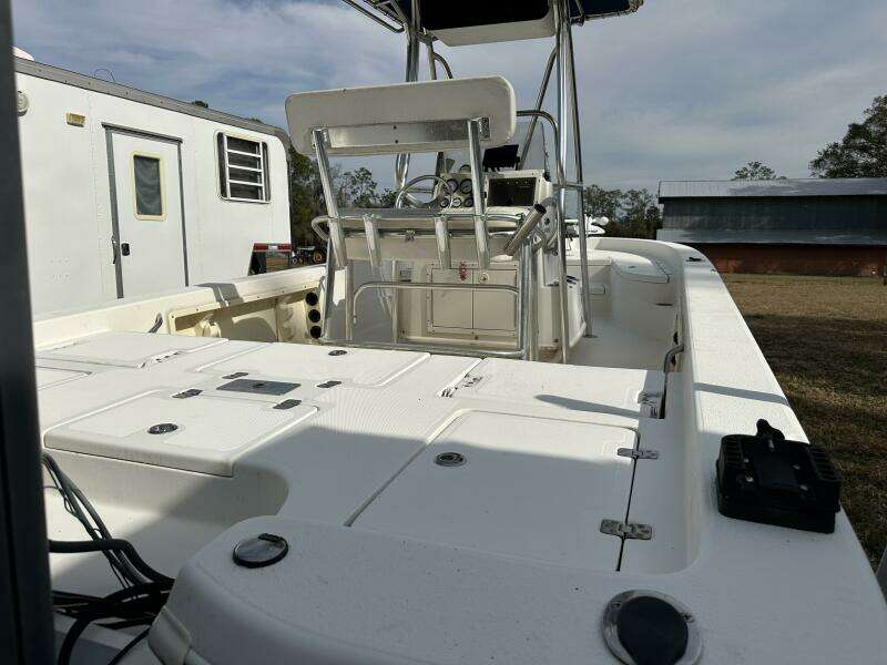 24ft NauticStar Yacht For Sale