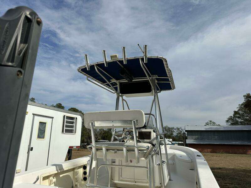 24ft NauticStar Yacht For Sale