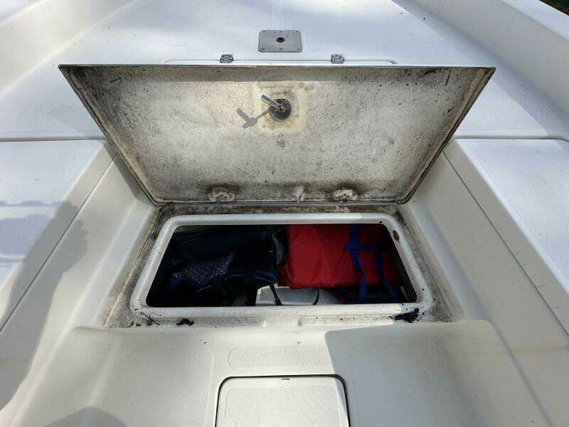 24ft NauticStar Yacht For Sale