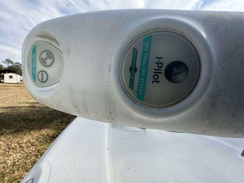 24ft NauticStar Yacht For Sale