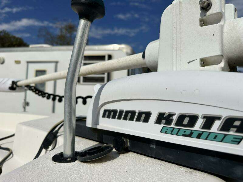 24ft NauticStar Yacht For Sale