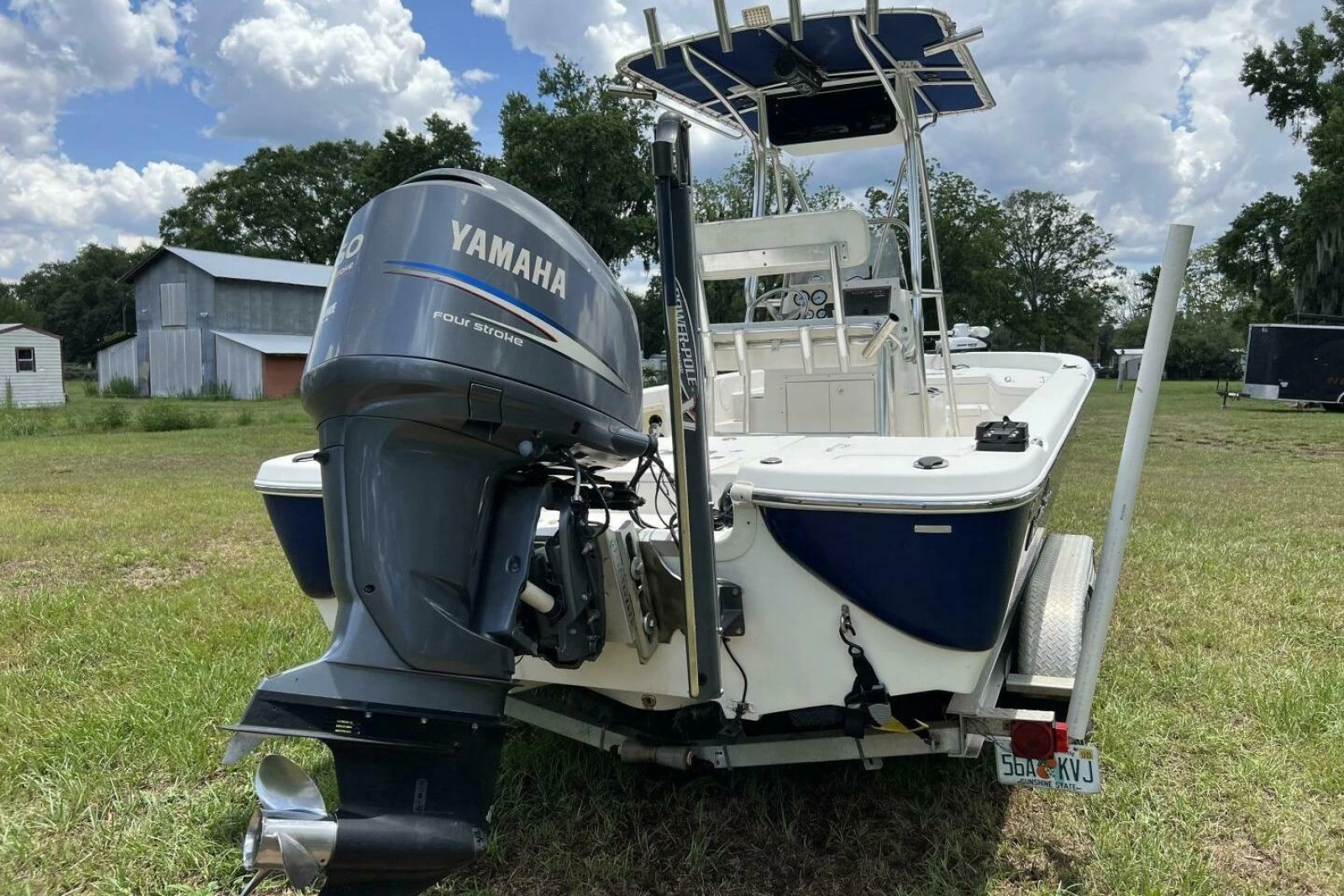 2008 NauticStar 2400 NauticBAY