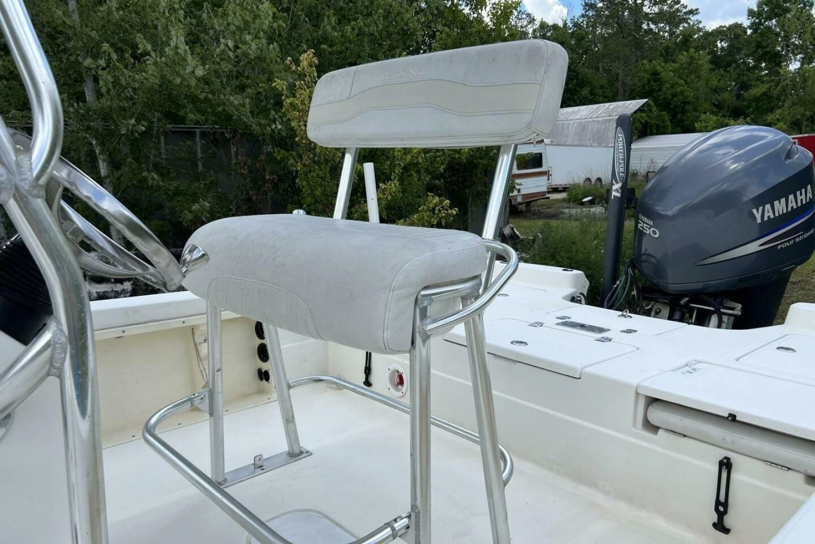 2008 NauticStar 2400 NauticBAY