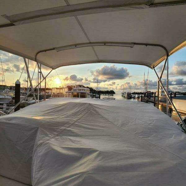 Different Drummer 50ft Viking Princess Yacht For Sale