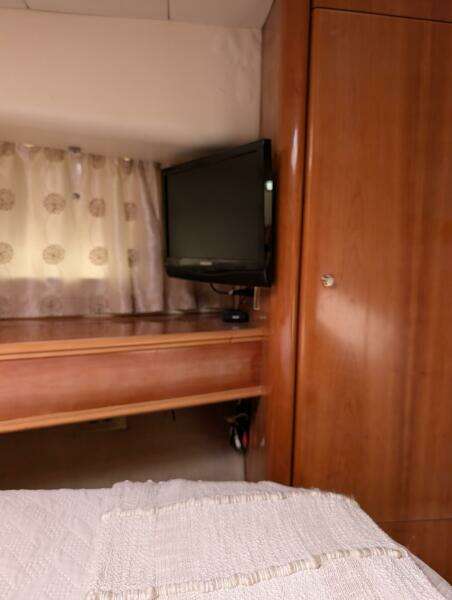 Different Drummer 50ft Viking Princess Yacht For Sale