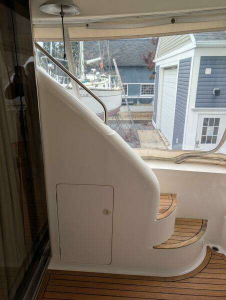 Different Drummer 50ft Viking Princess Yacht For Sale