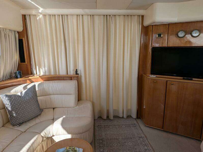 Different Drummer 50ft Viking Princess Yacht For Sale