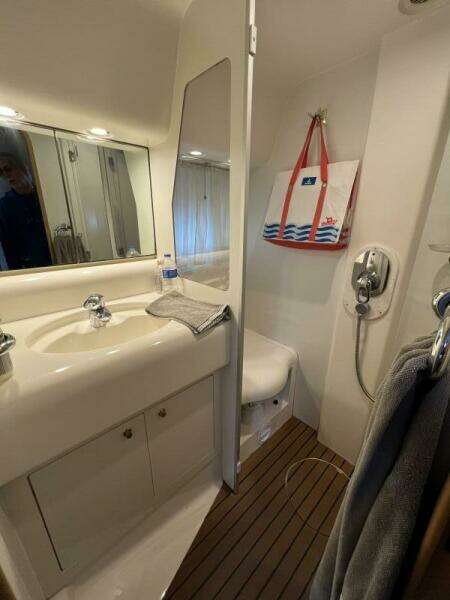 Different Drummer 50ft Viking Princess Yacht For Sale