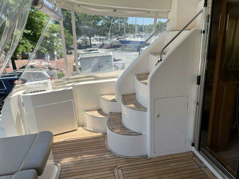 Different Drummer 50ft Viking Princess Yacht For Sale