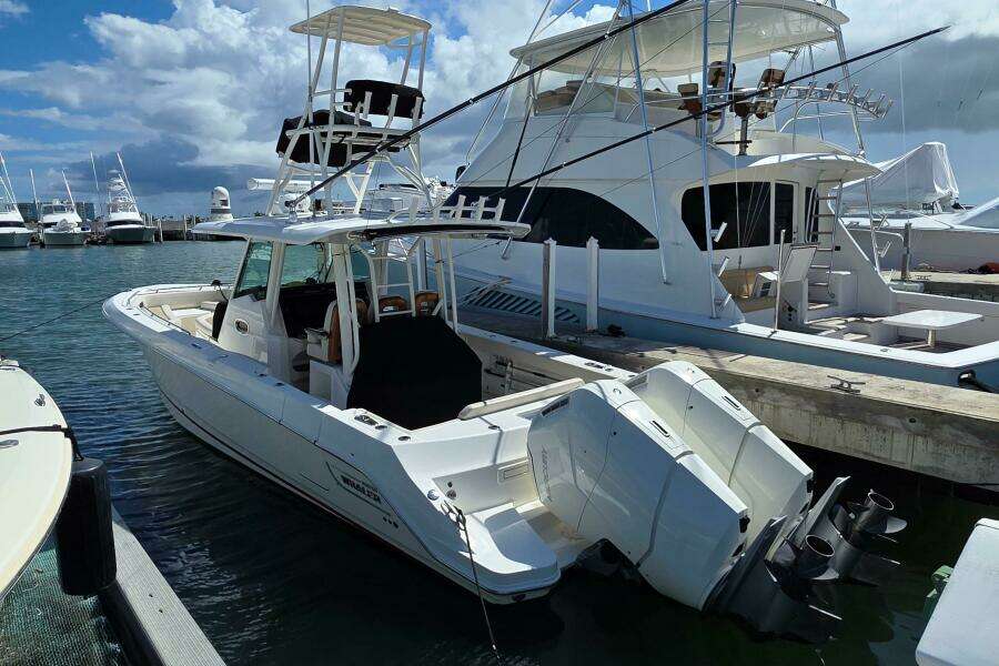 36ft Boston Whaler Yacht For Sale