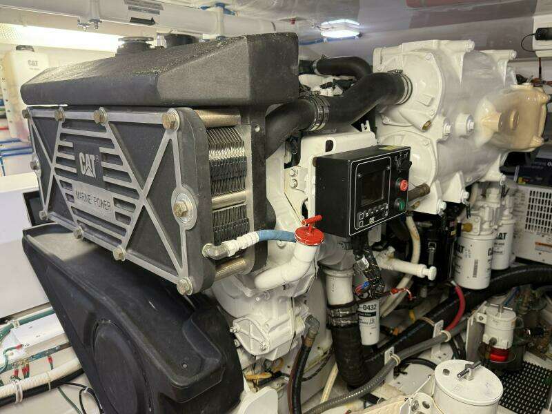 Start Me Up 45ft Hatteras Yacht For Sale