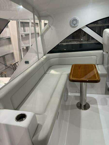 Start Me Up 45ft Hatteras Yacht For Sale