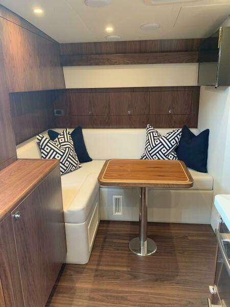 Start Me Up 45ft Hatteras Yacht For Sale