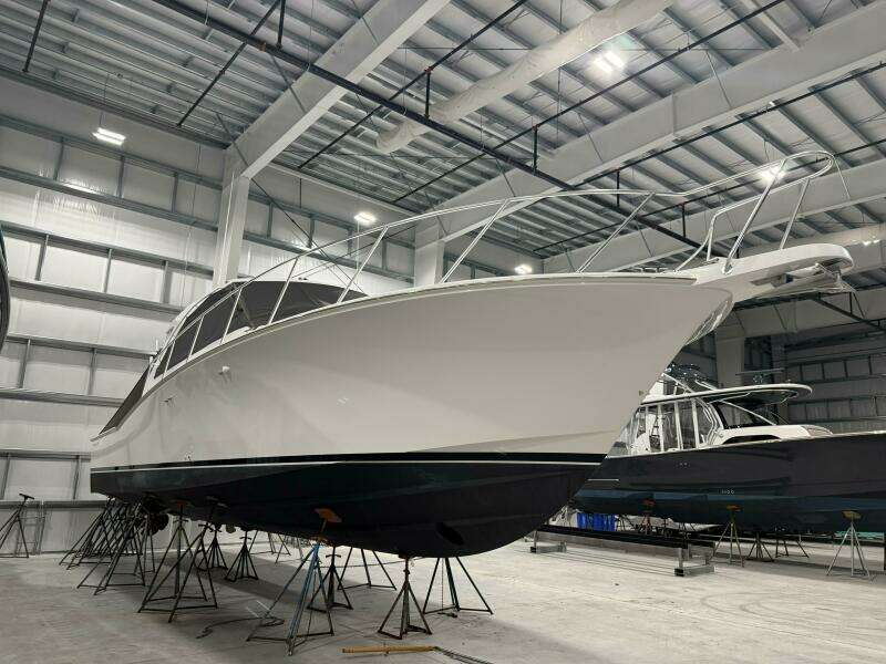 Start Me Up 45ft Hatteras Yacht For Sale