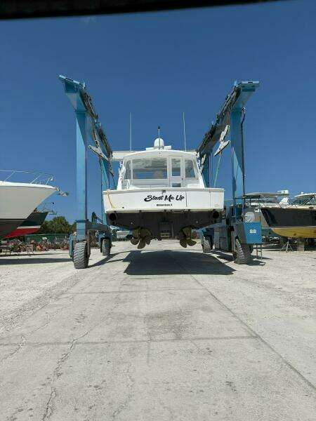 Start Me Up 45ft Hatteras Yacht For Sale