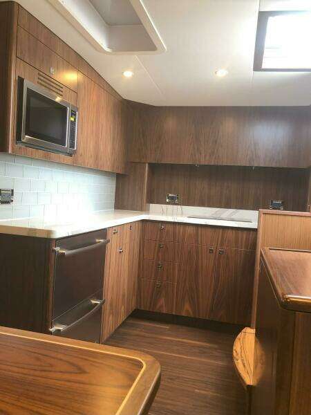 Start Me Up 45ft Hatteras Yacht For Sale