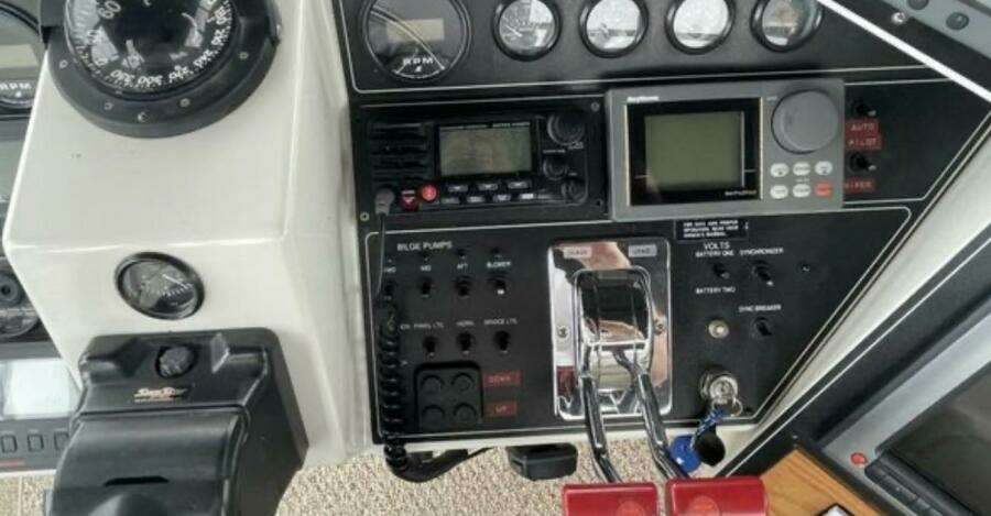 Contentment 44ft Carver Yacht For Sale