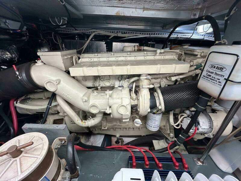 Contentment 44ft Carver Yacht For Sale