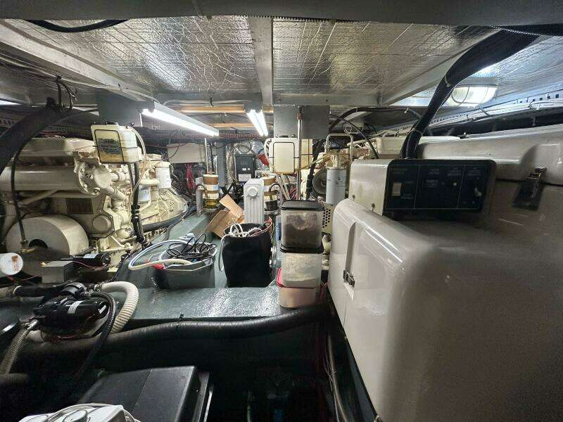 Contentment 44ft Carver Yacht For Sale