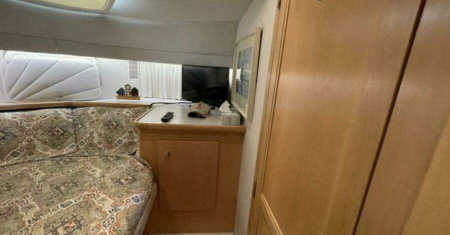Contentment 44ft Carver Yacht For Sale