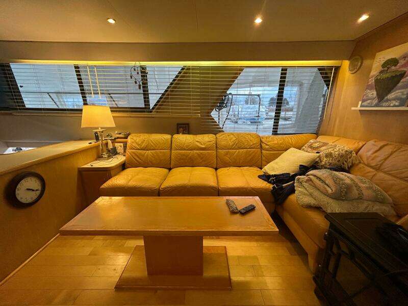 Contentment 44ft Carver Yacht For Sale