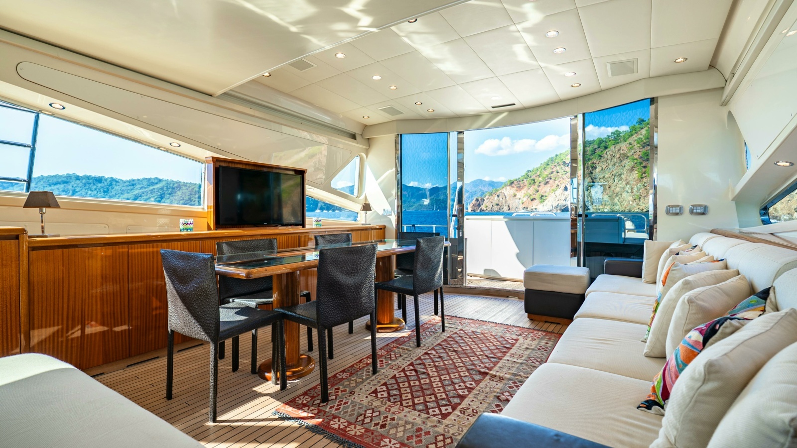 CLARITA 85ft Leopard Yacht For Sale