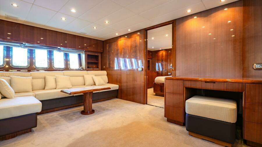 CLARITA 85ft Leopard Yacht For Sale