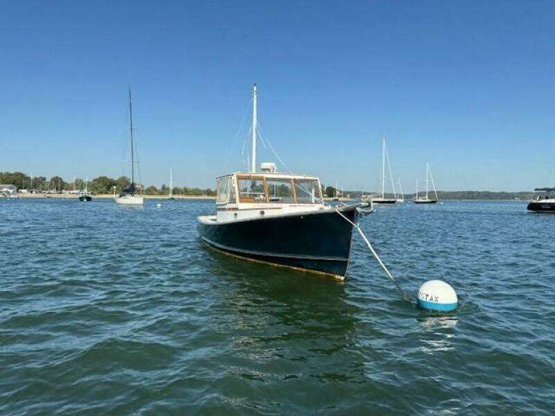 32ft Jarvis Newman Yacht For Sale