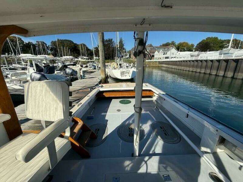 32ft Jarvis Newman Yacht For Sale