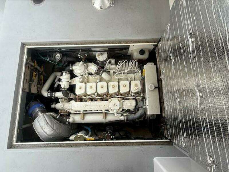 32ft Jarvis Newman Yacht For Sale