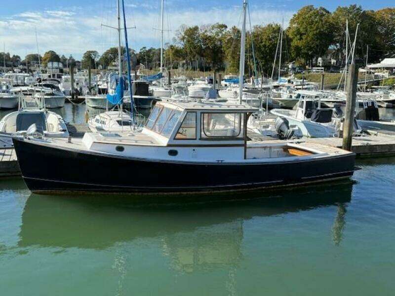 32ft Jarvis Newman Yacht For Sale