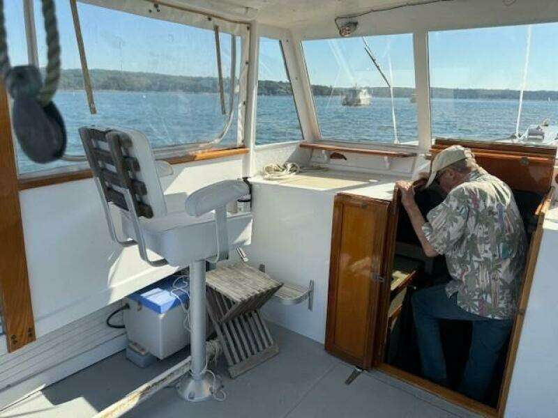 32ft Jarvis Newman Yacht For Sale