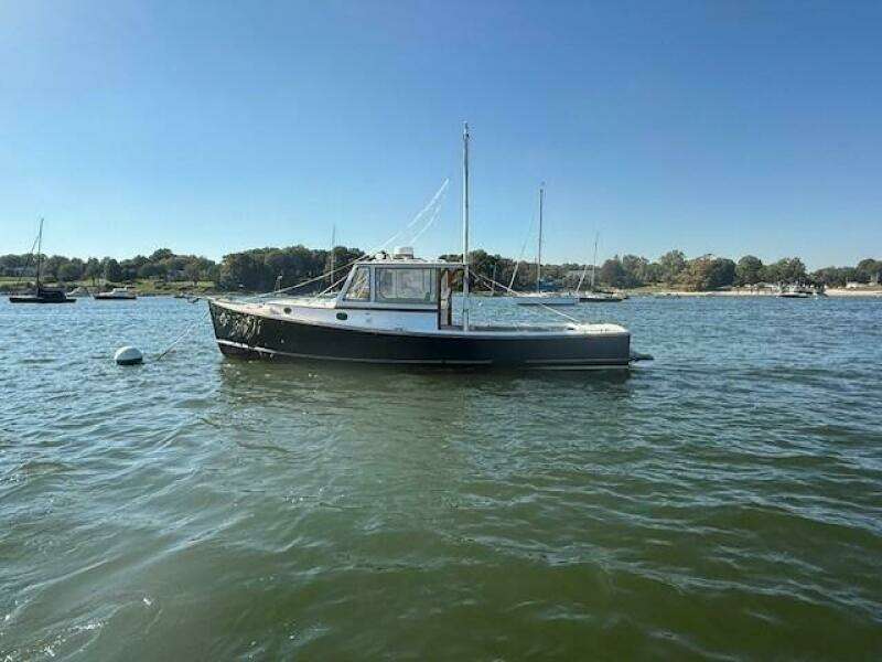 32ft Jarvis Newman Yacht For Sale