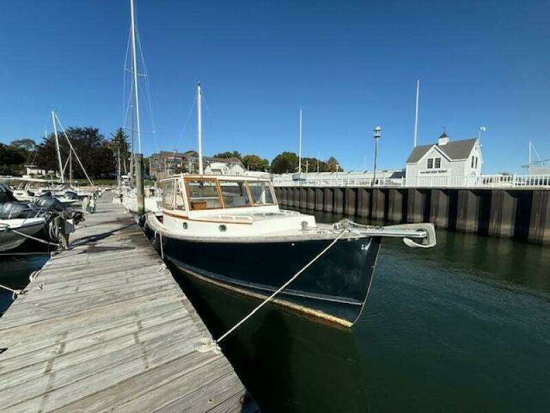 32ft Jarvis Newman Yacht For Sale