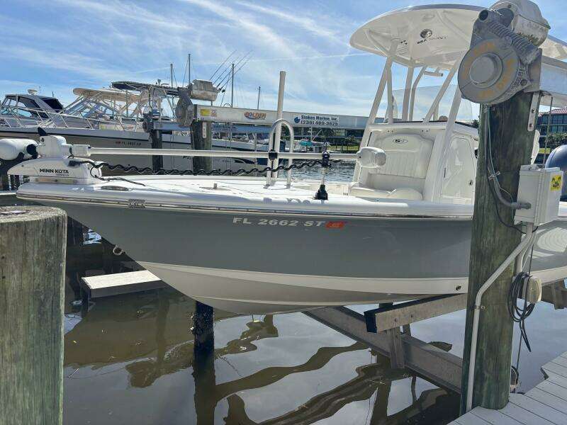 22ft Sea Hunt Yacht For Sale