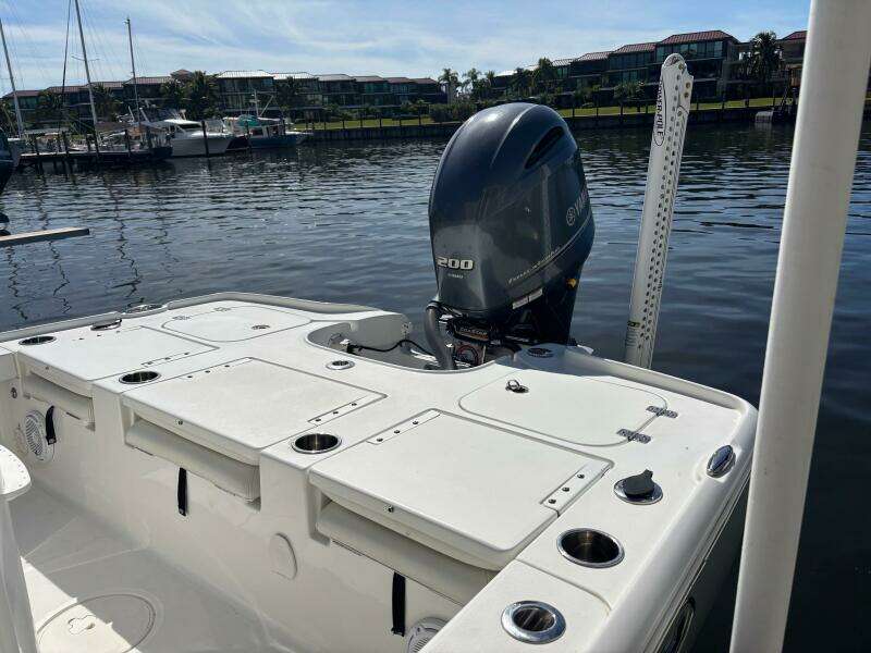 22ft Sea Hunt Yacht For Sale