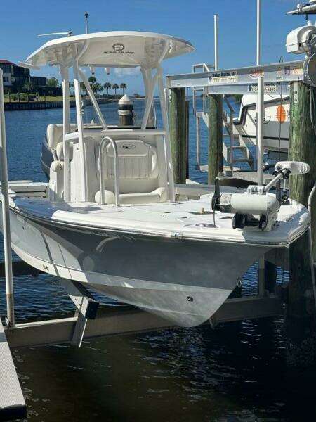 22ft Sea Hunt Yacht For Sale