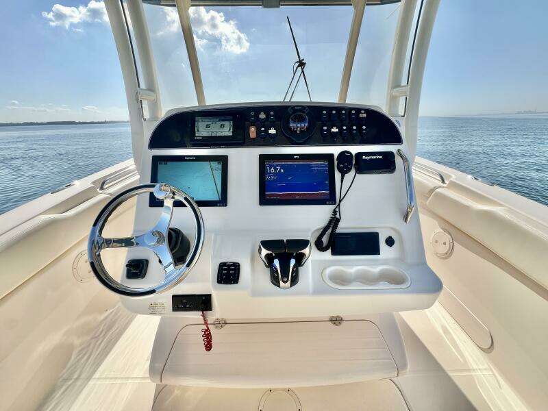 30ft Grady White Yacht For Sale