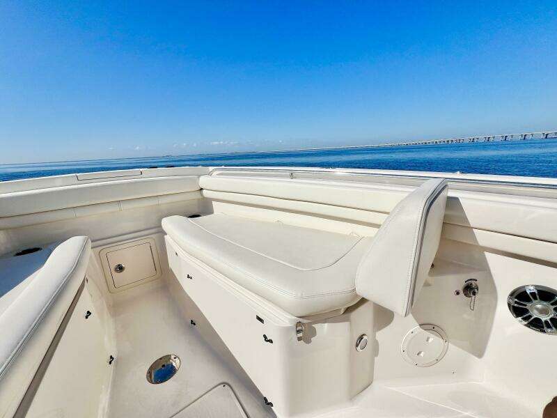 30ft Grady White Yacht For Sale